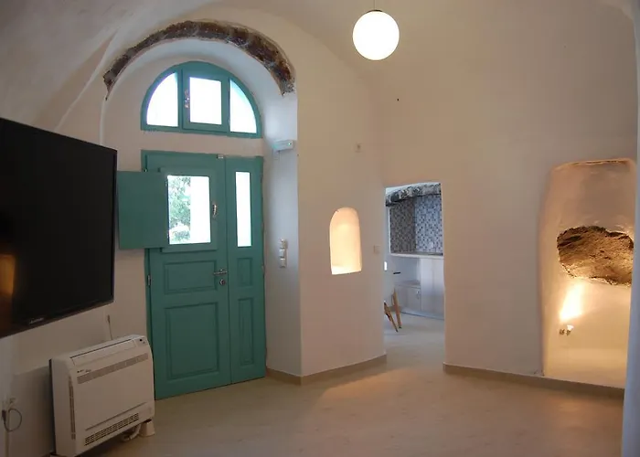 Kalisperis Cave Houses